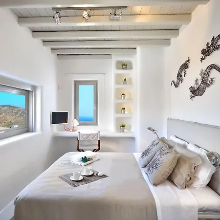 Outstanding Mykonos 6 Bedrooms Agamemnon Sauna Jacuzzi Panoramic Sea Views فيلة Elia (Mykonos)